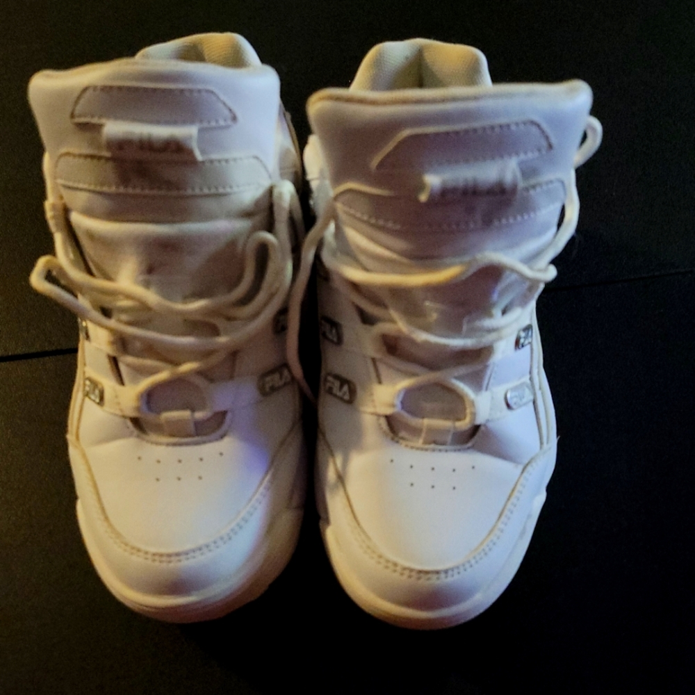 White Fila Disruptor